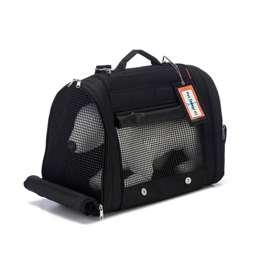 Mochila transportadora para mascotas pequeñas - vista cerrada con mascota